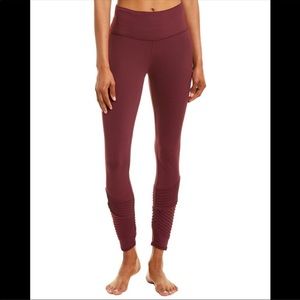 threads 4 thought leggings